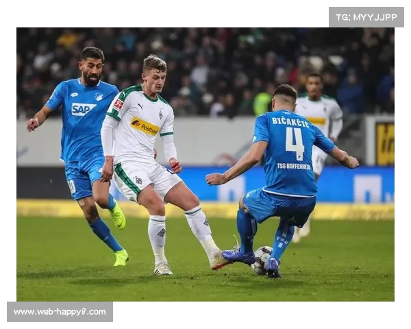 门兴战平莱比锡，奥诺拉破门被吹引争议